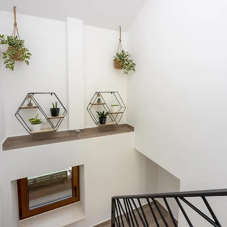 Vilă Antani With Heated Pool, Sauna & Jacuzzi Crikvenica