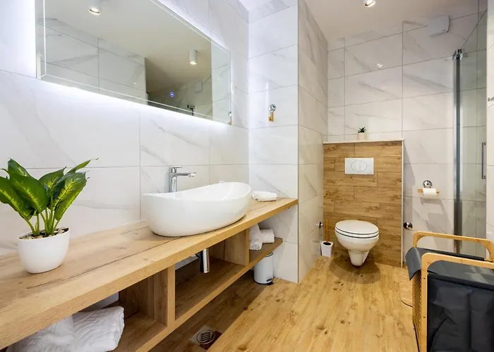 Vila Antani With Heated Pool, Sauna & Jacuzzi *