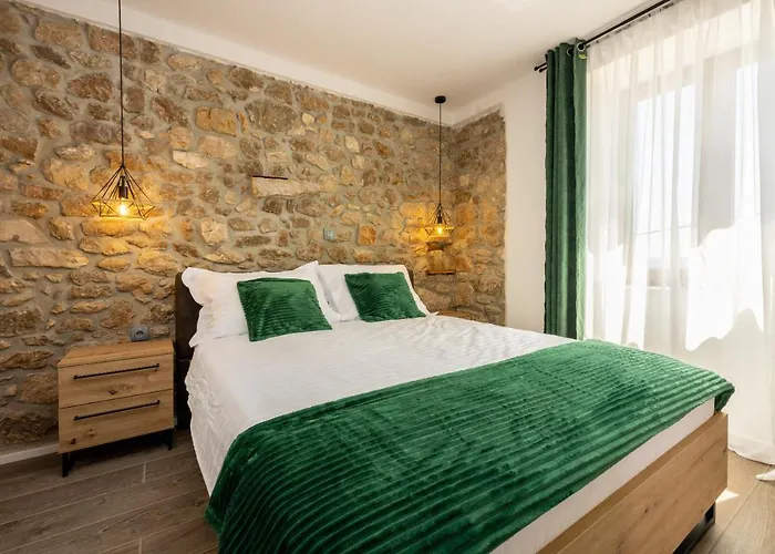 Villa Antani With Heated Pool, Sauna & Jacuzzi