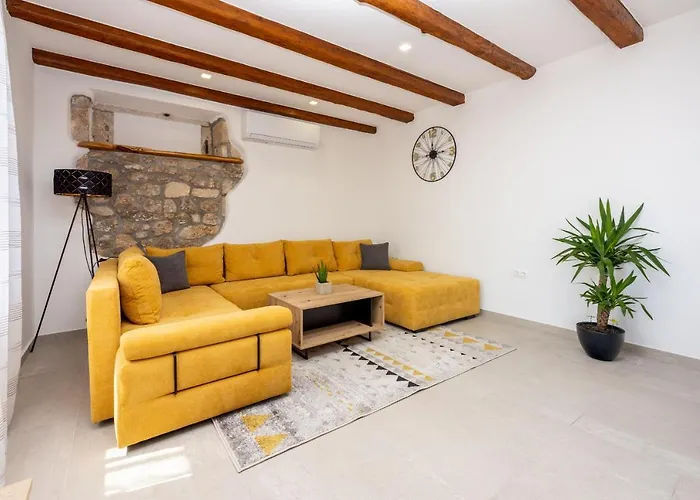 Antani With Heated Pool, Sauna & Jacuzzi Villa Crikvenica